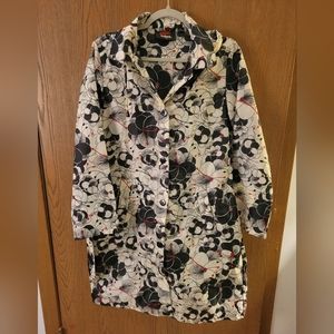 Spring rain coat with hood